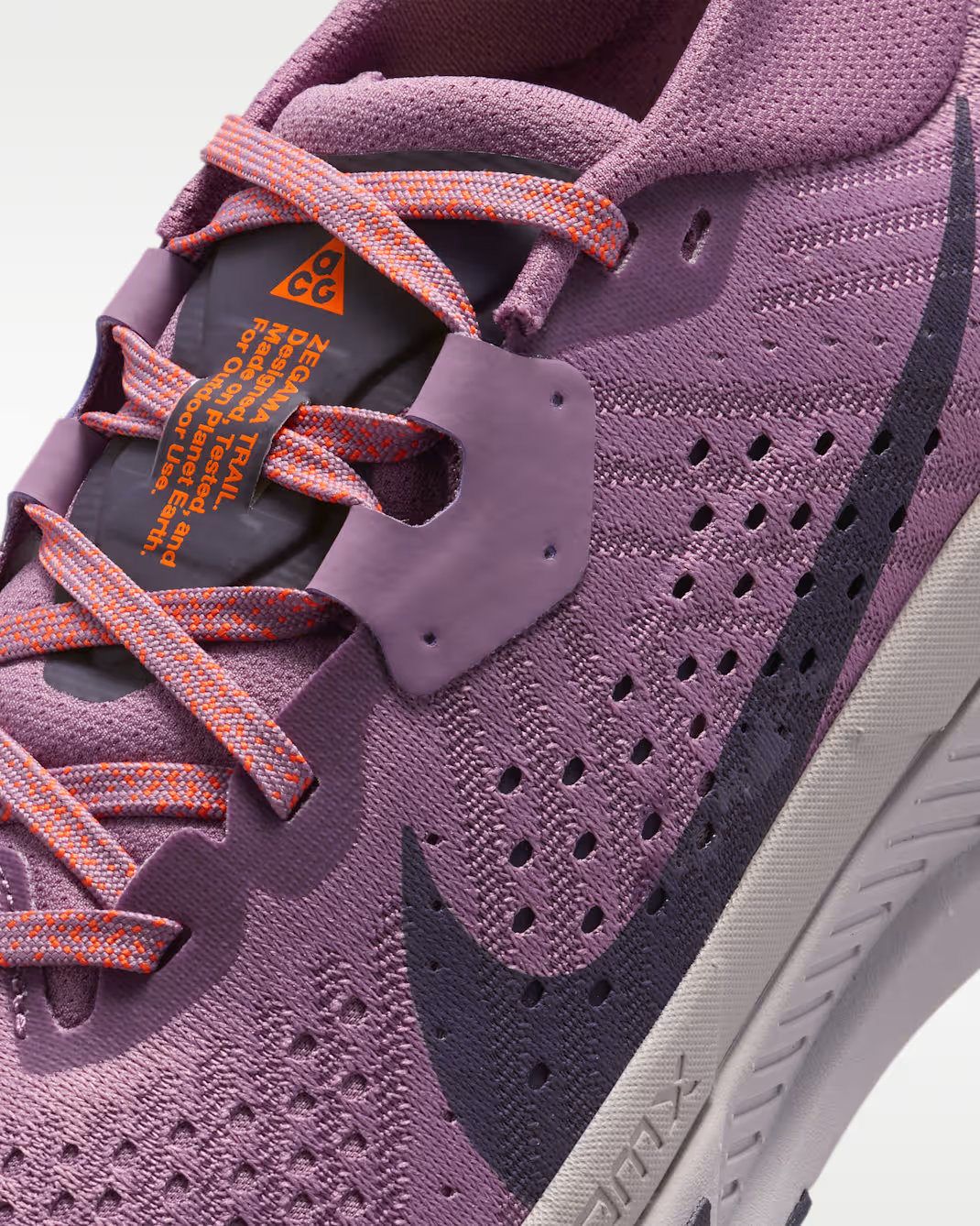 HV8115-500 Nike ACG Zegama Trail "Violet Dust/Silver Lilac" (Women's)