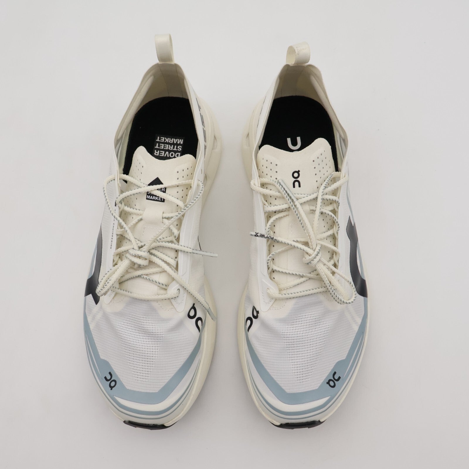3ME30720813 Dover Street Market (DSM) Ã On Cloudboom Zone White (Men's)