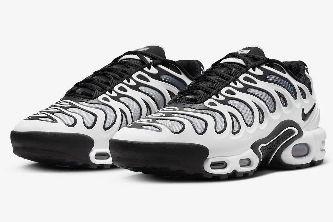 FV4081-102 Nike Air Max Plus Drift Summit White Metallic Silver Black (Women's)
