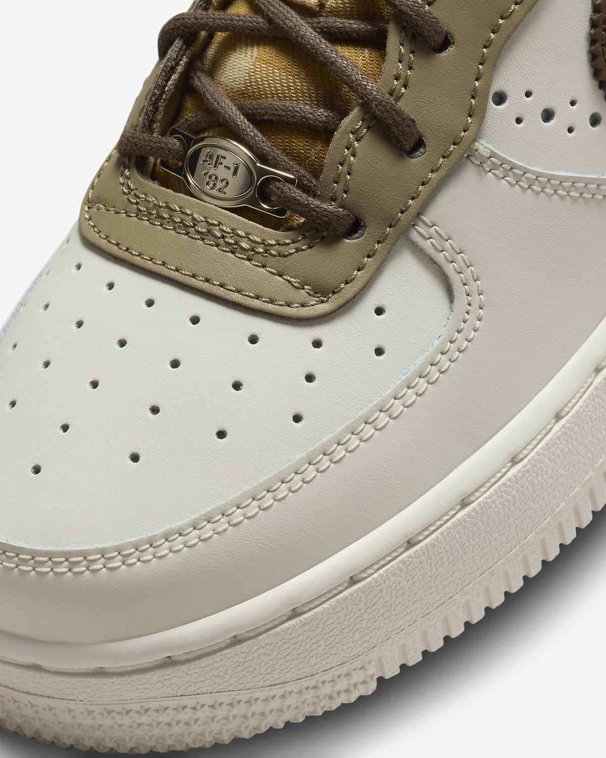 FV3702-121 Nike GS Air Force 1 LV8 Sail Khaki Cocoa Wow