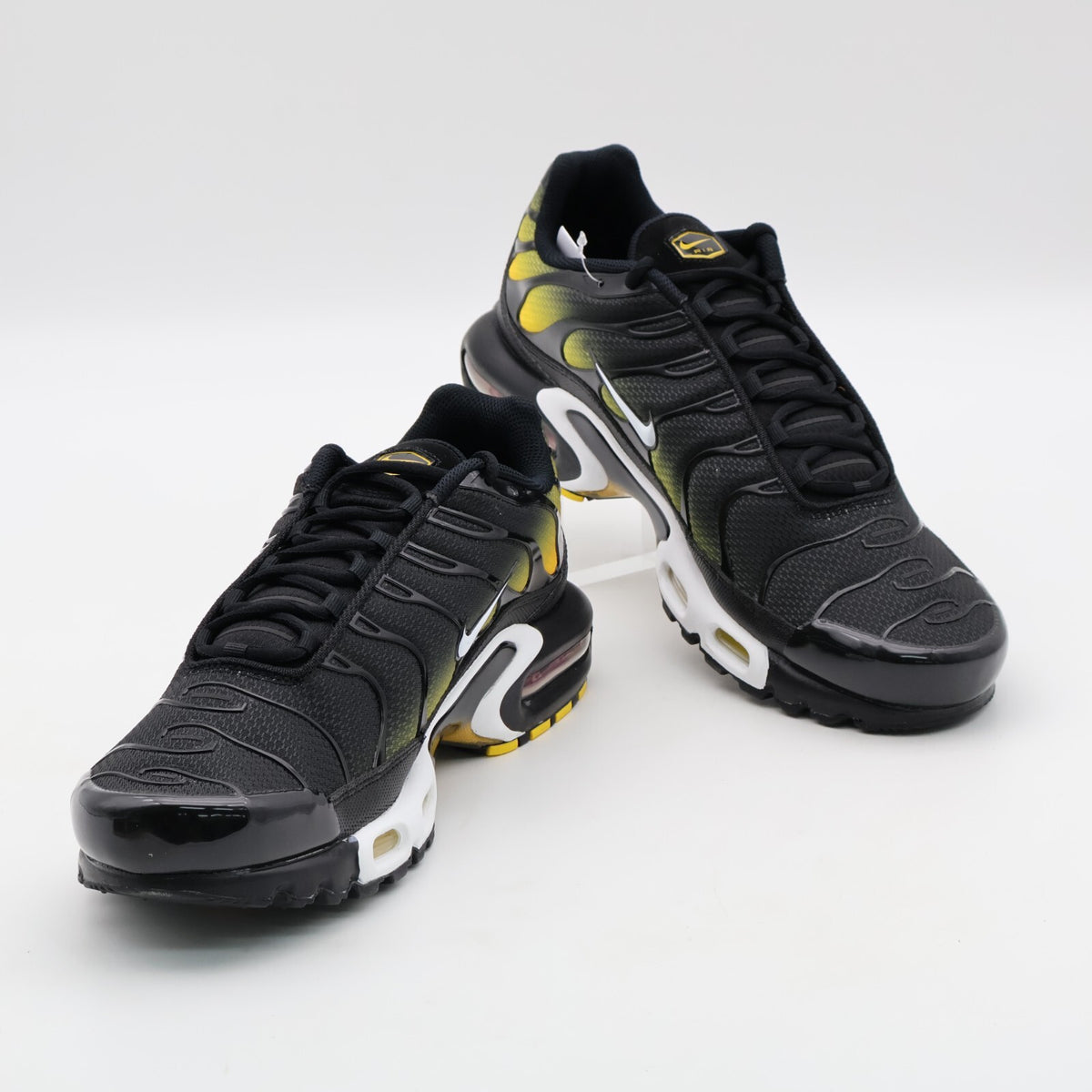 DM0032-013 Nike Air Max Plus Black University Gold (Men's)