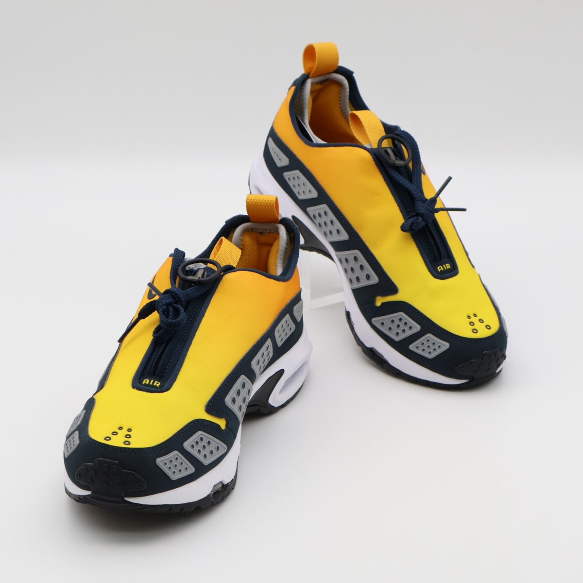 HJ8080-700 Nike Air Max SNDR Canyon Gold and Deep Ocean (Women's)