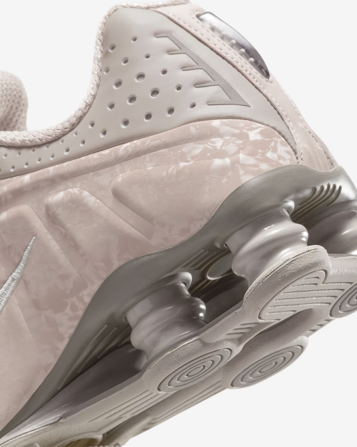 HV0934-001 Nike Shox R4 College Grey Flat Pewter (Women's)