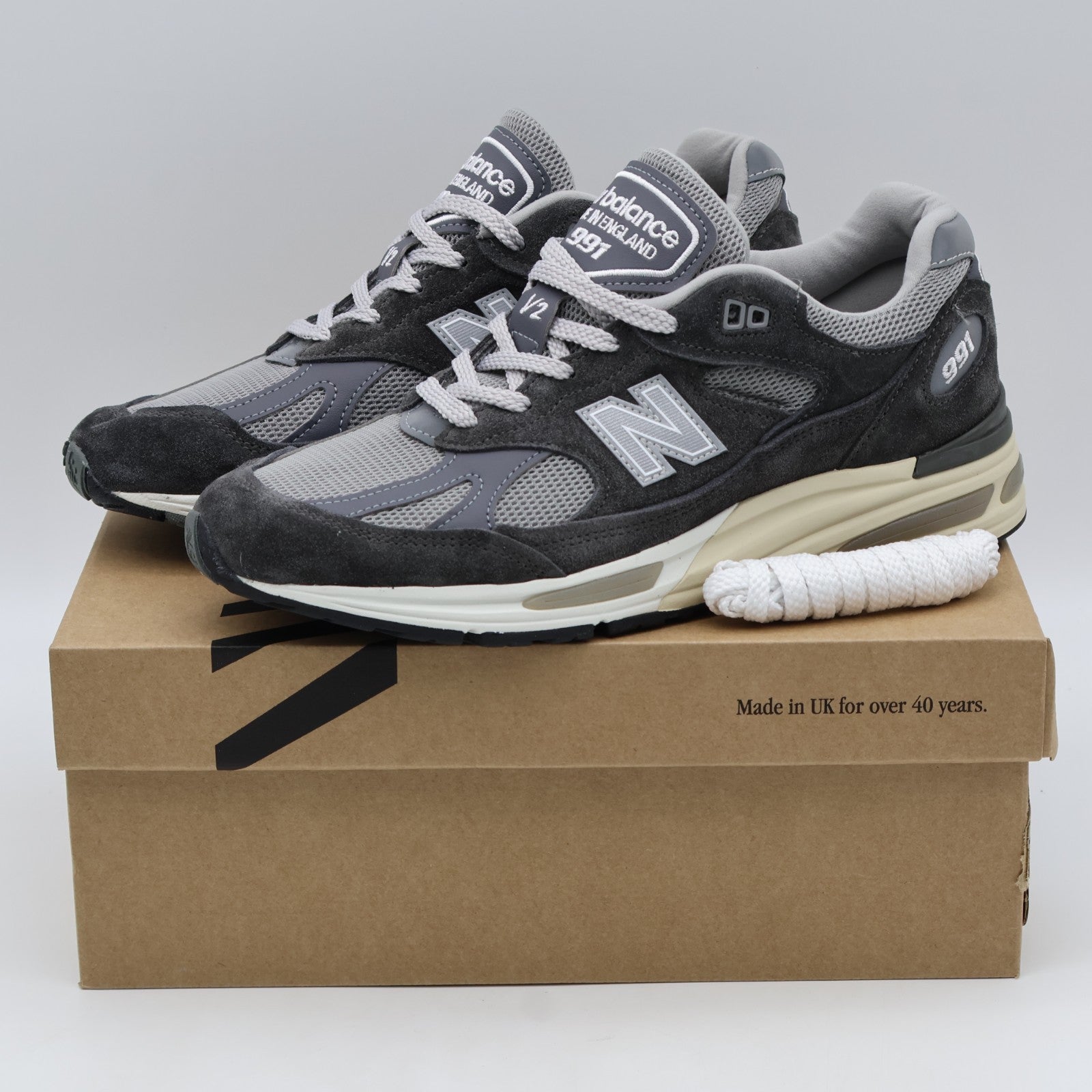 U991RG2 New Balance 991V2 Gray (Men's)