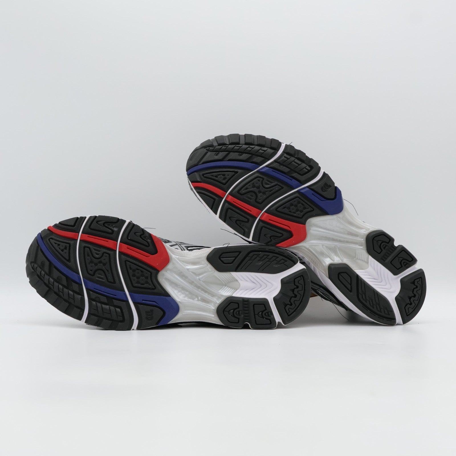 1203A981-020 INVINCIBLE Asics Gel-Nimbus 10.1 404 RGB (Men's)