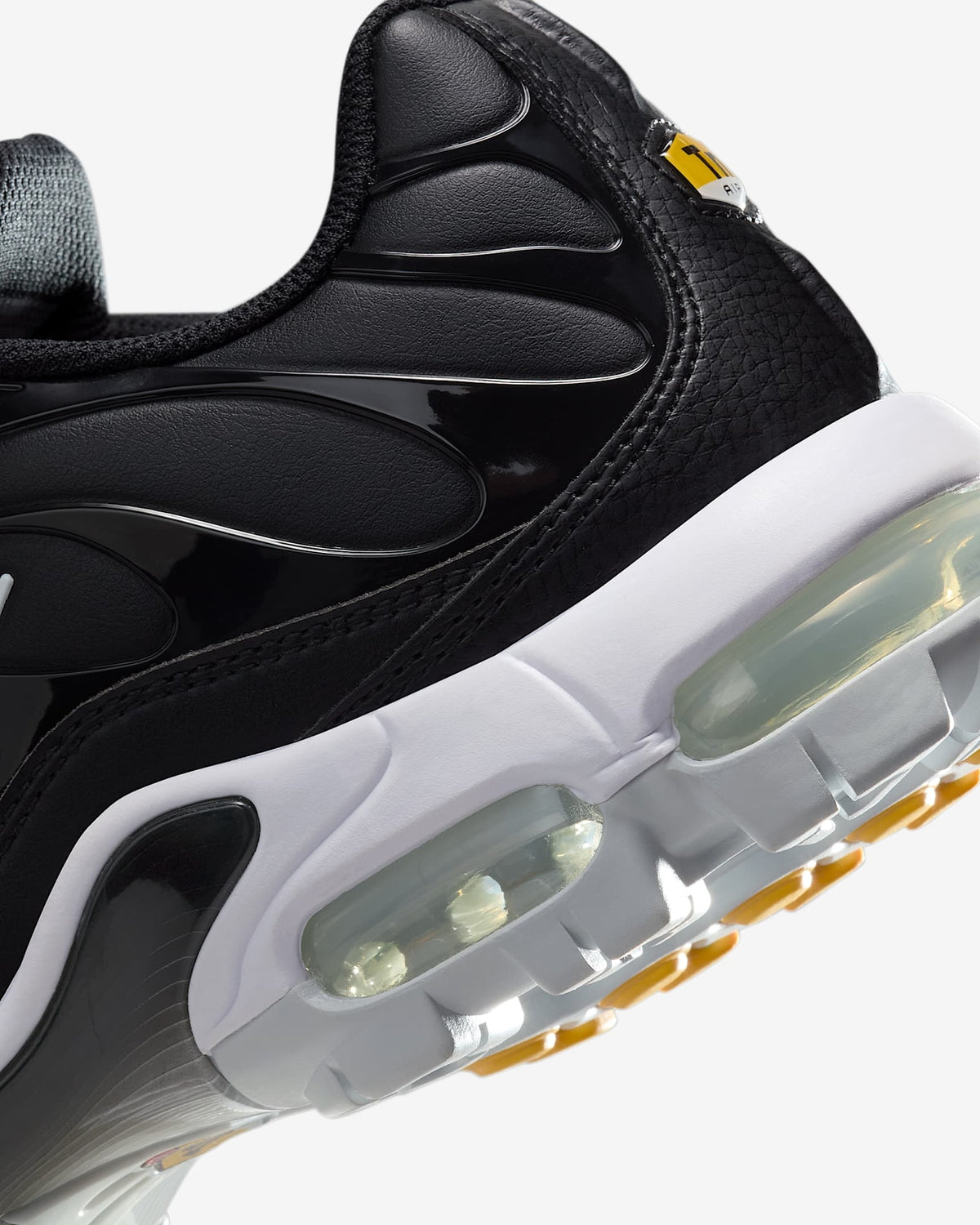 FZ4150-001 Nike Air Max Plus Golf Black Gold Salsa Red White (Men's)