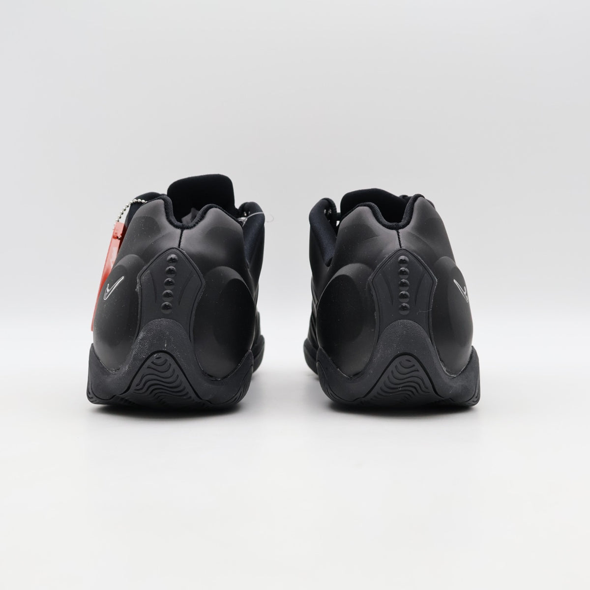 FB8934-001 Supreme Nike Air Zoom Courtposite Black Metallic Silver (Men's)