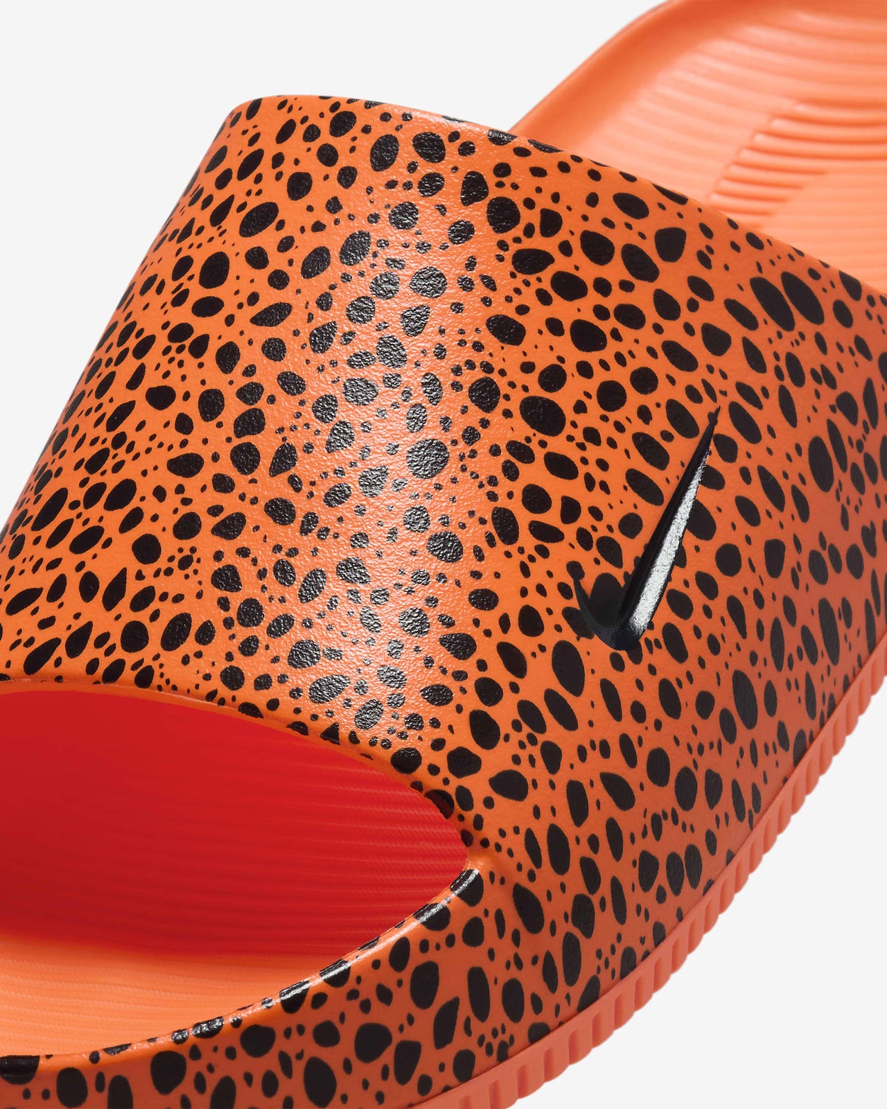 HF1067-800 Nike Calm Slide Safari Print NS Orange (Men's)