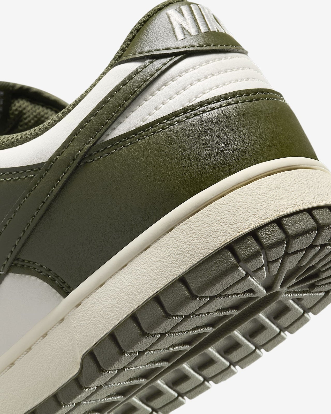HF5441-102 Nike Dunk Low Retro Pale Ivory Cargo Khaki (Men's)