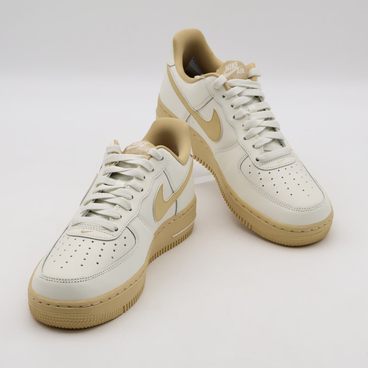 FZ3597-133 Nike Air Force 1 '07 Sail Vintage Green Sesame (Women's)