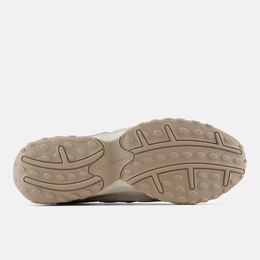 U204LCMB New Balance 204L (Men's)