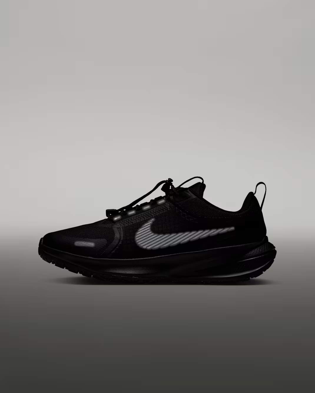IO2338-001 Nike GS Star Runner Utility "Black/Anthracite"