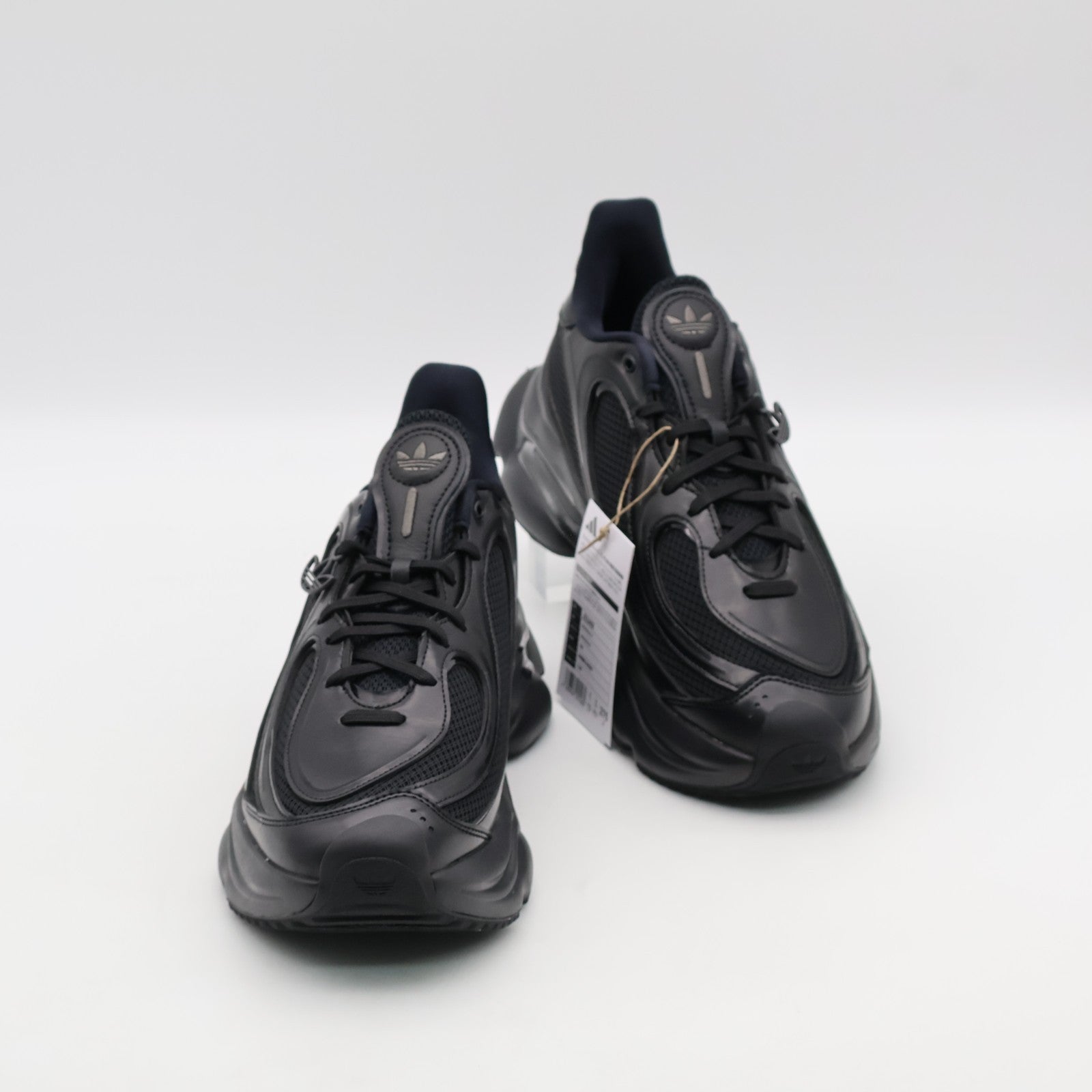 JS2468 adidas Originals Ozvenuz Core Black Charcoal Core White (Women's)