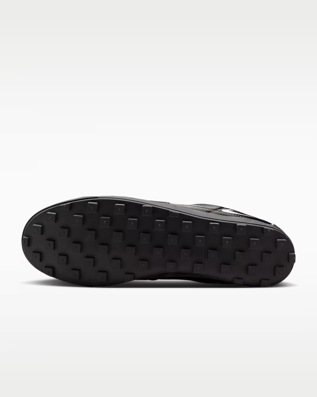 IR5902-010 Nike Astro Grabber "Black"