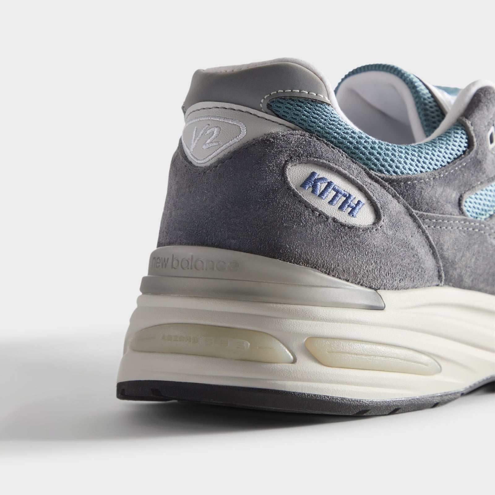 U991KH2 KITH New Balance 991V2 "Asphalt Lead Oyster Mushroom (Men's)