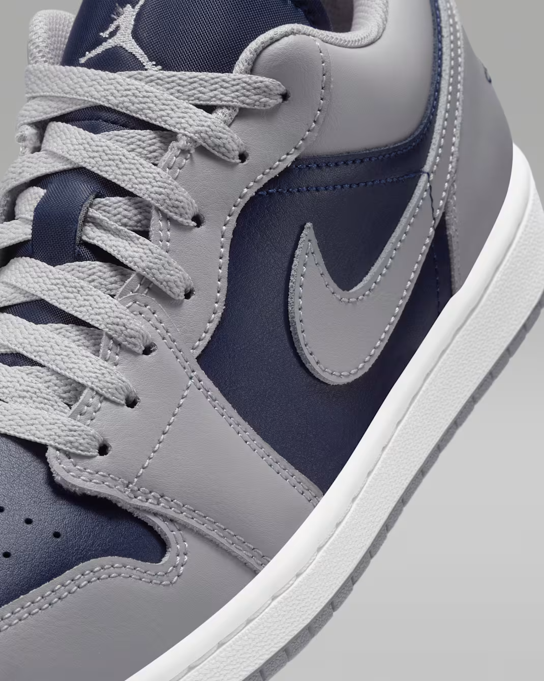 553558-058 Nike Air Jordan 1 Low "Tech Grey/White" (Men's)