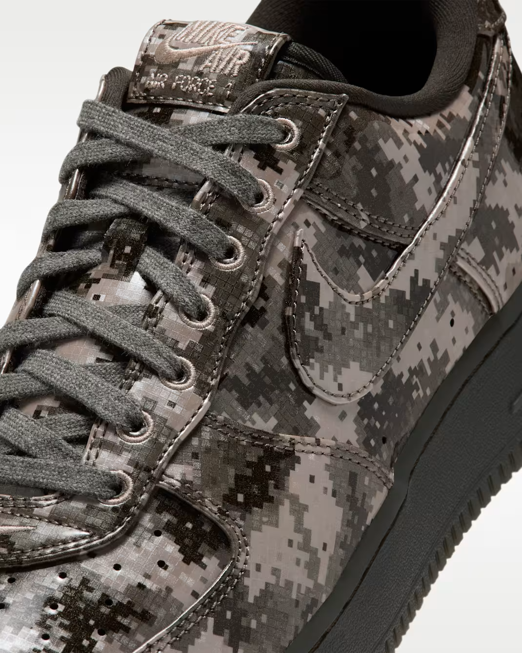 IV4885-901 Nike Air Force 1 Low Retro "Multi Color/Rough Green" (Men's)