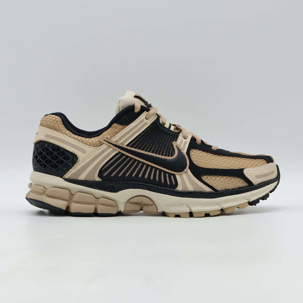 FJ2028-106 Nike  Zoom Vomero 5 Sanddrift (Women's)