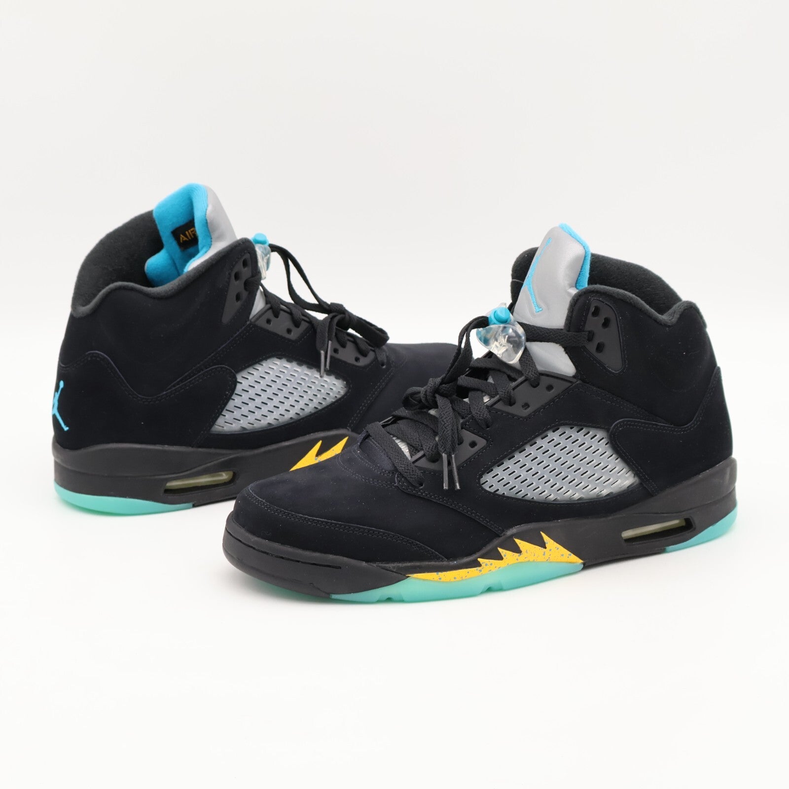 DD0587-047 Nike Air Jordan 5 Aqua Black Aquatone Taxi