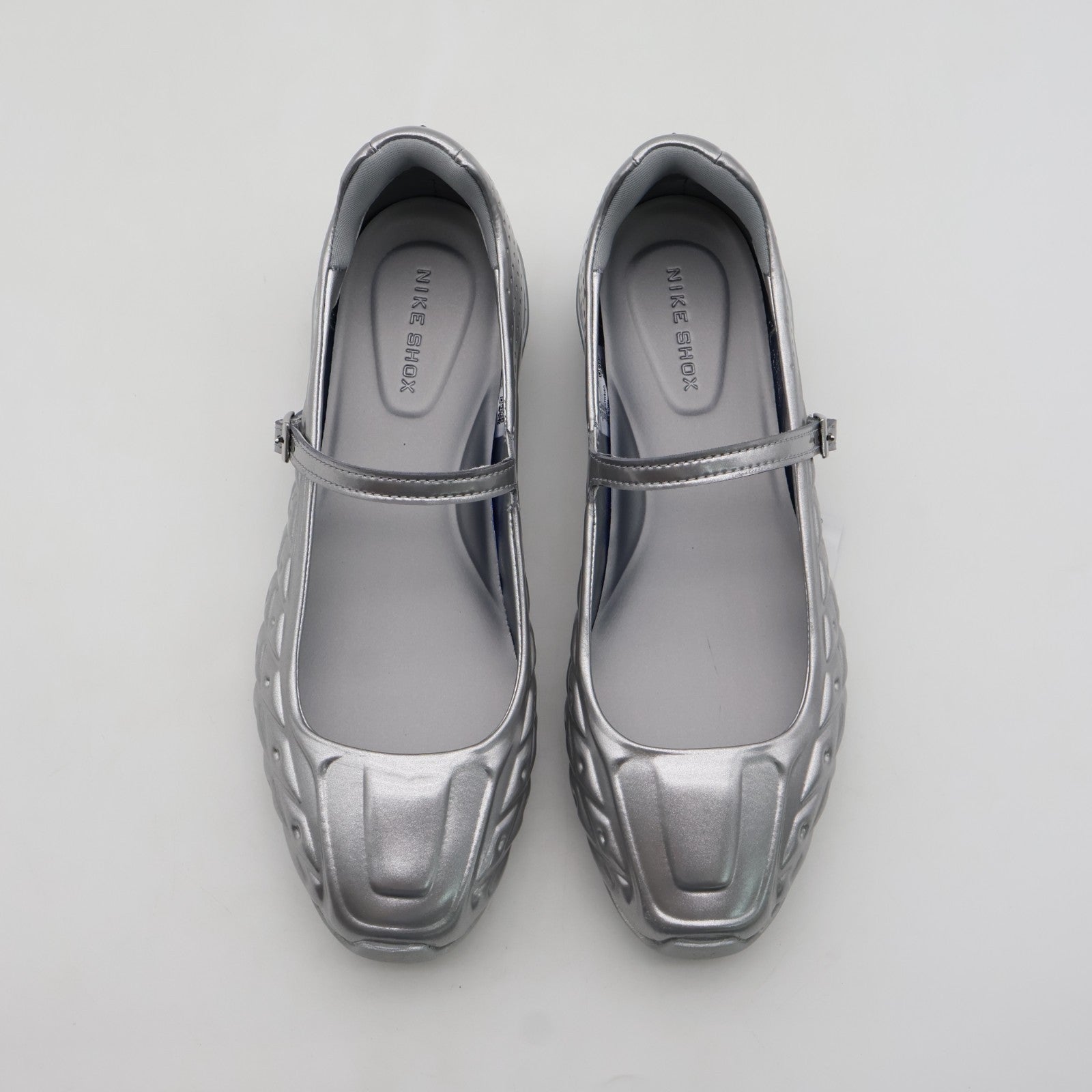 IR5510-002 Nike Shox Z Calistra Metallic Silver (Women's)
