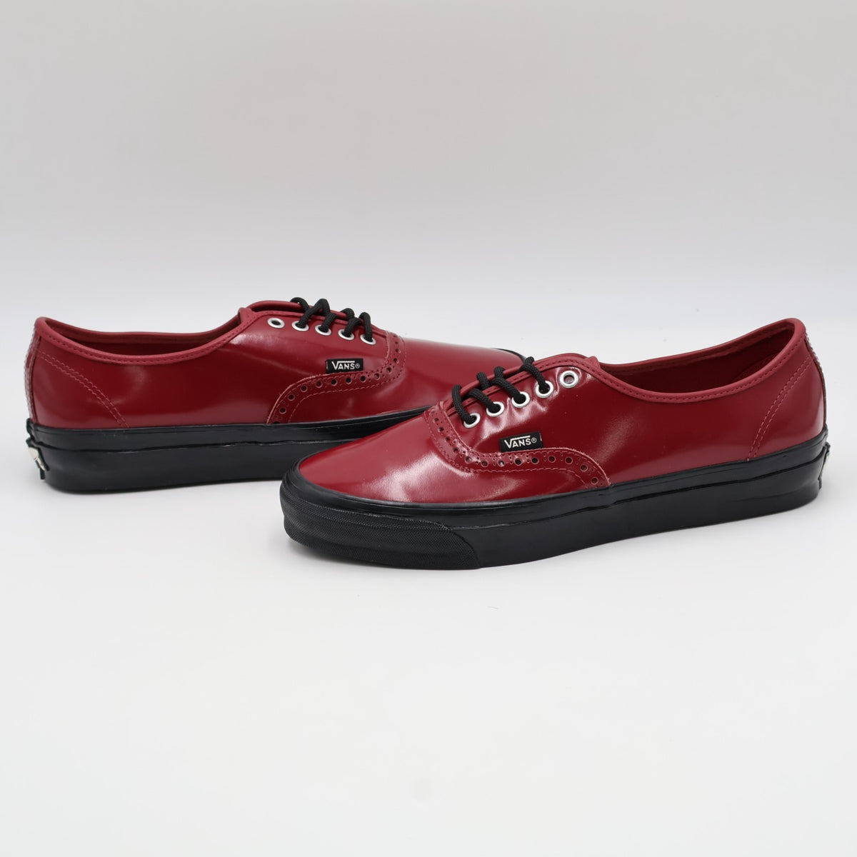 VN000V33F0G Vans OTW AUTHENTIC 44 SIPED VIBRAM GLOSS LEATHER BROGUE (Men's)