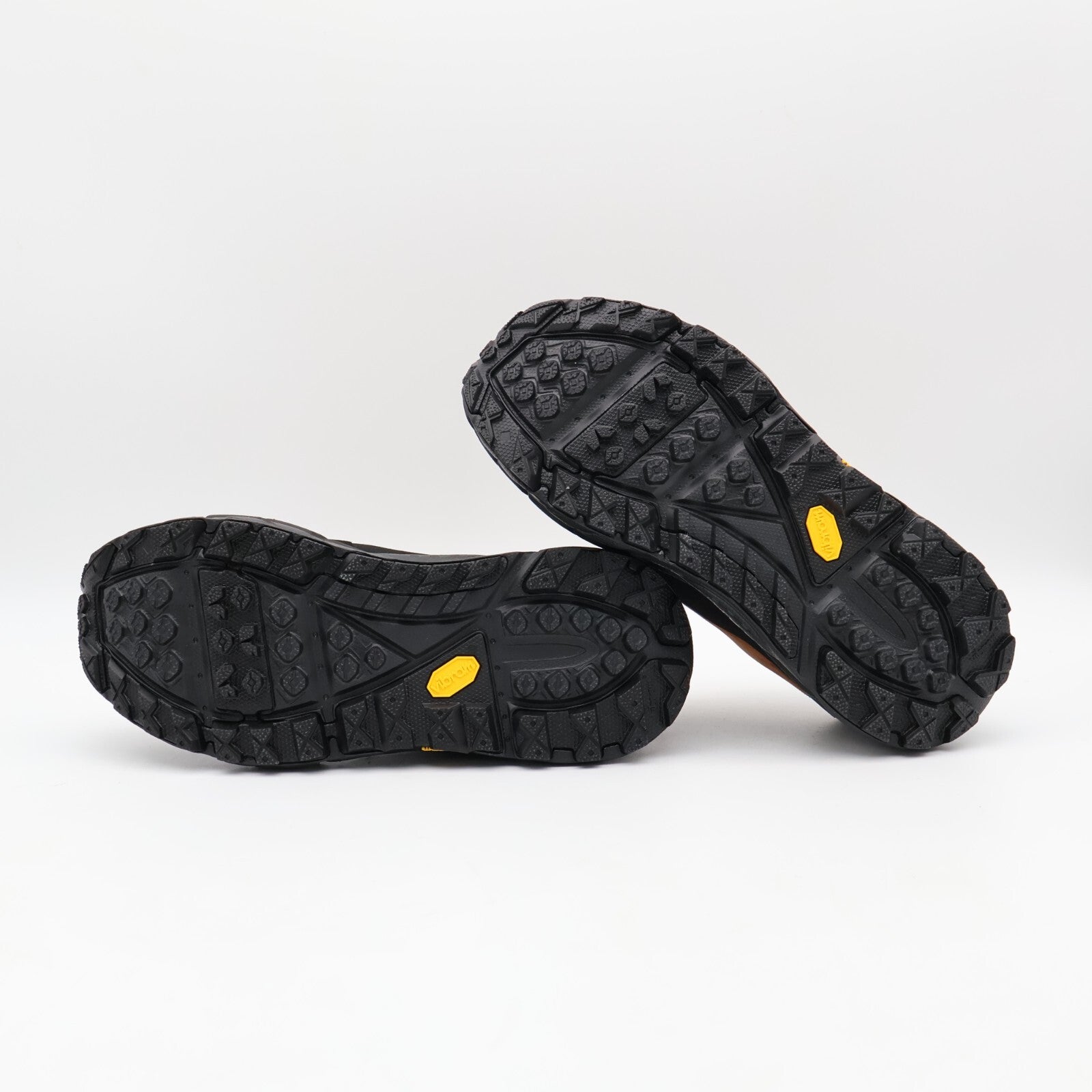 1147952-hbck Hoka Tor Summit Hazelnut Black (Men's)