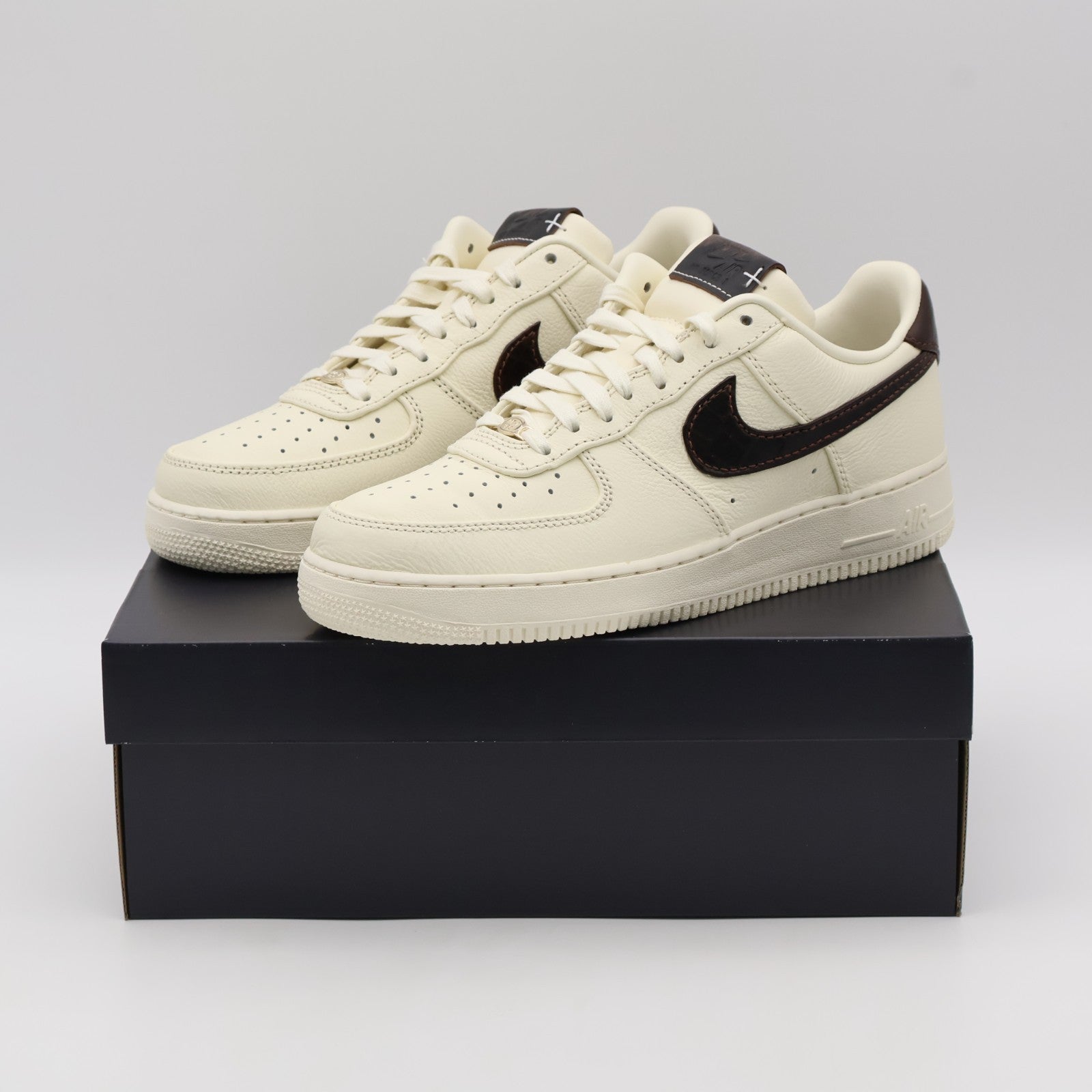 IH7332-001 Nike Air Force 1 Low Sail Brown (Men's)