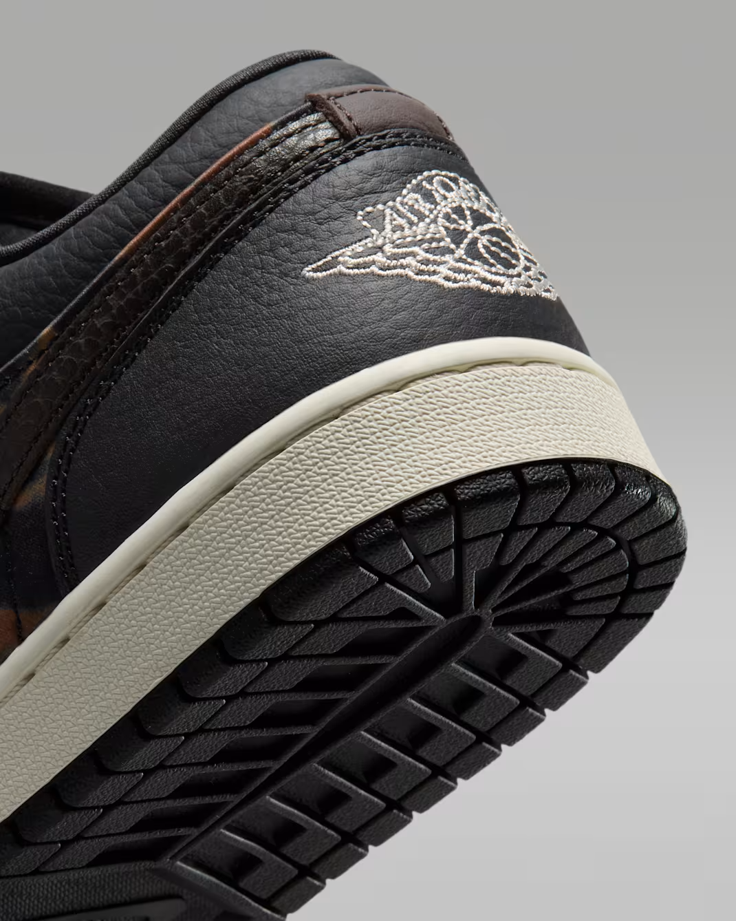 IQ5162-001 Nike Air Jordan 1 Low SE "Black/Velvet Brown" (Women's)