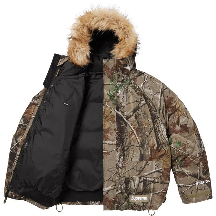 Supreme 2-in-1 GORE-TEX Parka Reversible 700-Fill Down Liner Jacket Camo