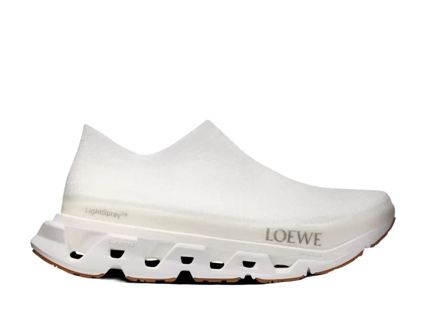 3UG10030069 LOEWE Ã On LightSpray Cloudmonster White (Men's)