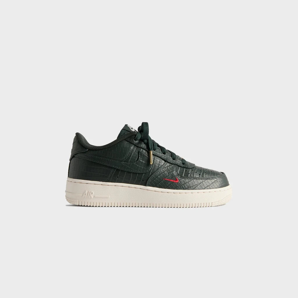 IM6037-300 KITH Nike GS Air Force 1 Low Black Spruce
