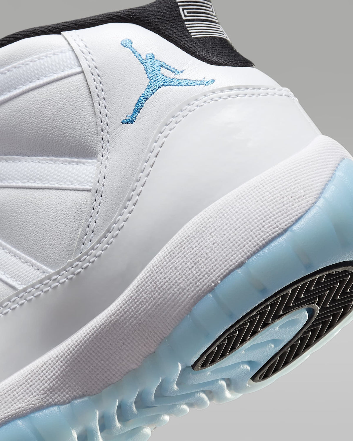 378038-104 Nike GS Air Jordan 11 Retro Legend Blue