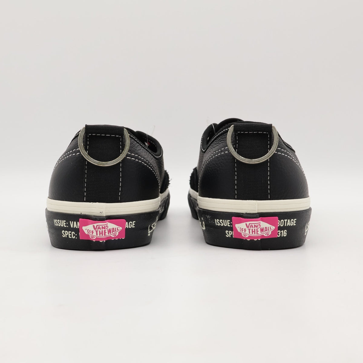 VN000BW5BPR Mark SBTG Vans Authentic Black Mars (Men's)