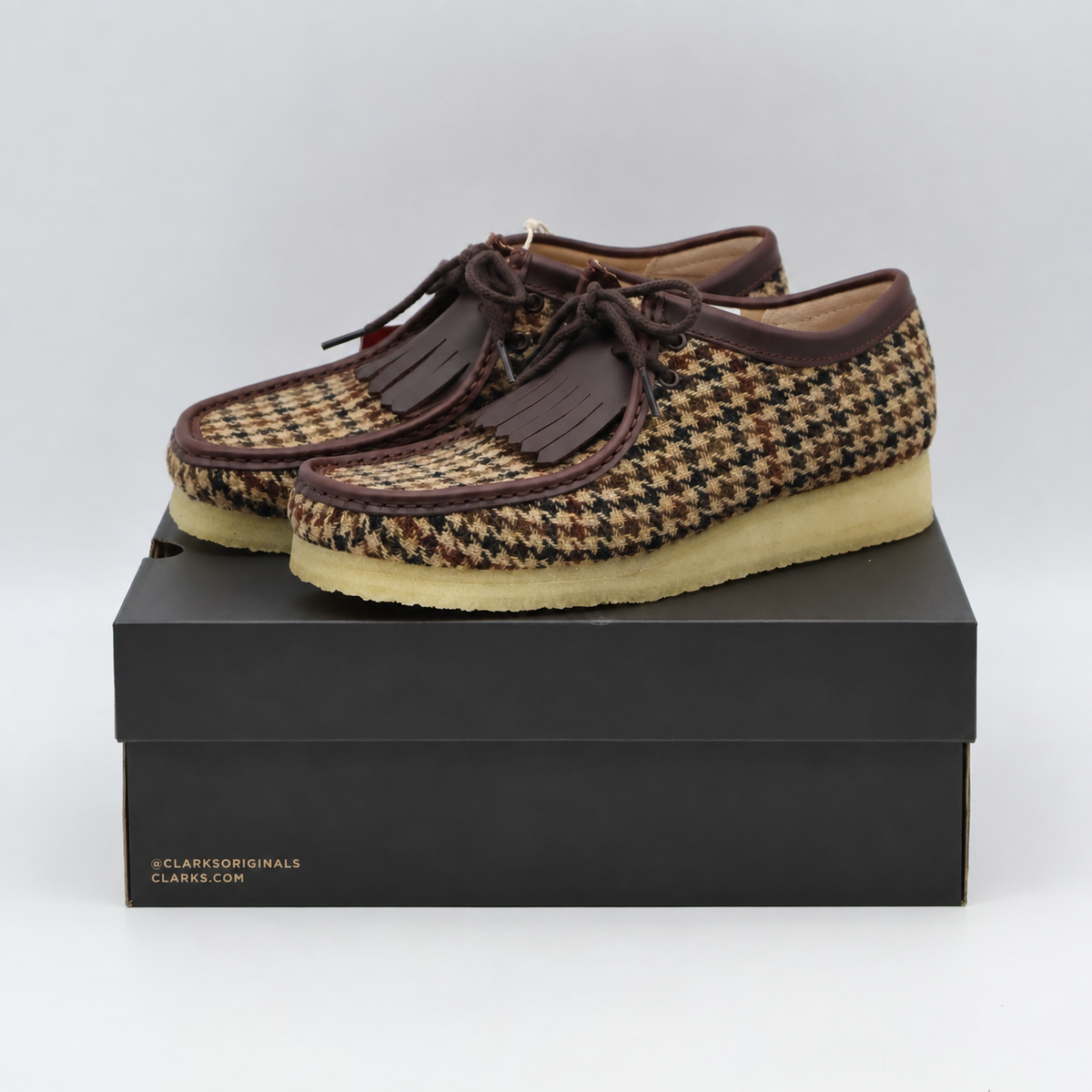 26182791 Harris Tweed Ã Clarks Wallabee Brown Tweed Combi ( Men's )