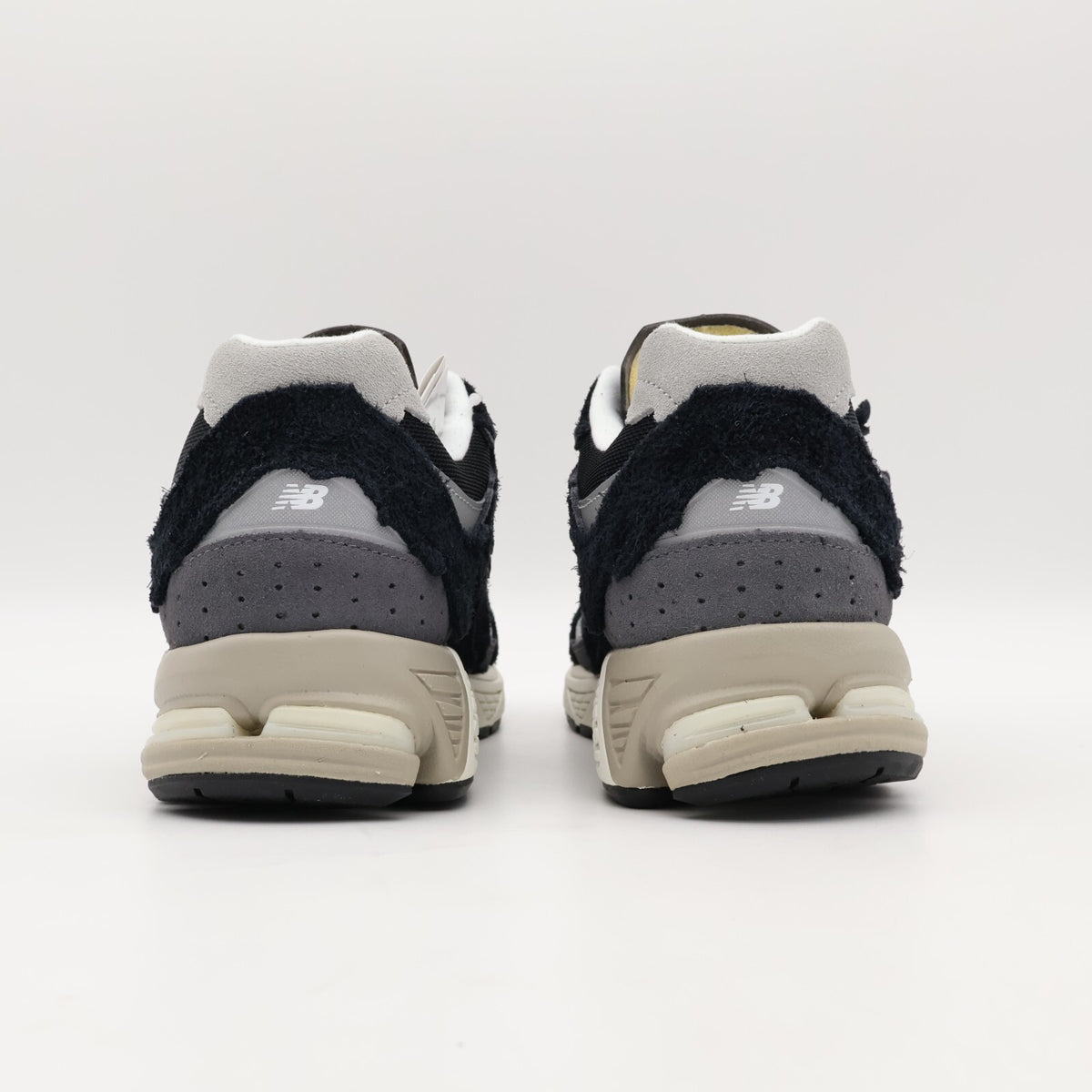 M2002RDJ New Balance 2002R Protection Pack Black Grey