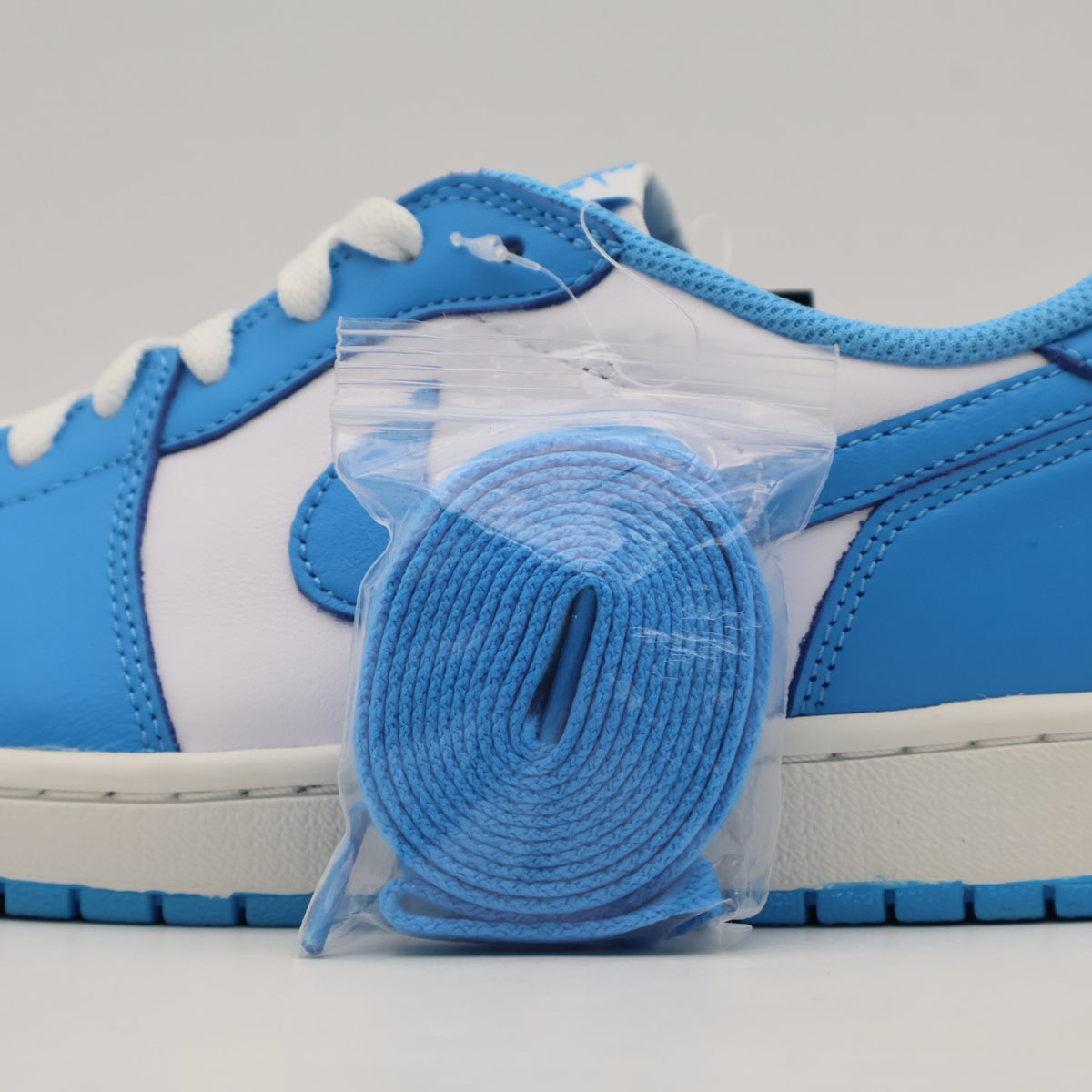 CJ7891-401 Nike SB Air Jordan 1 Low UNC Dark Powder Blue White (Men's)