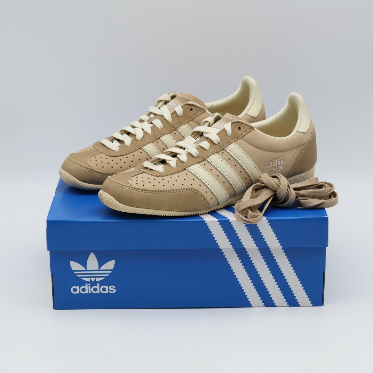 JS0253 adidas Originals Japan Warm Sandstone Cream White Silver (Women's)