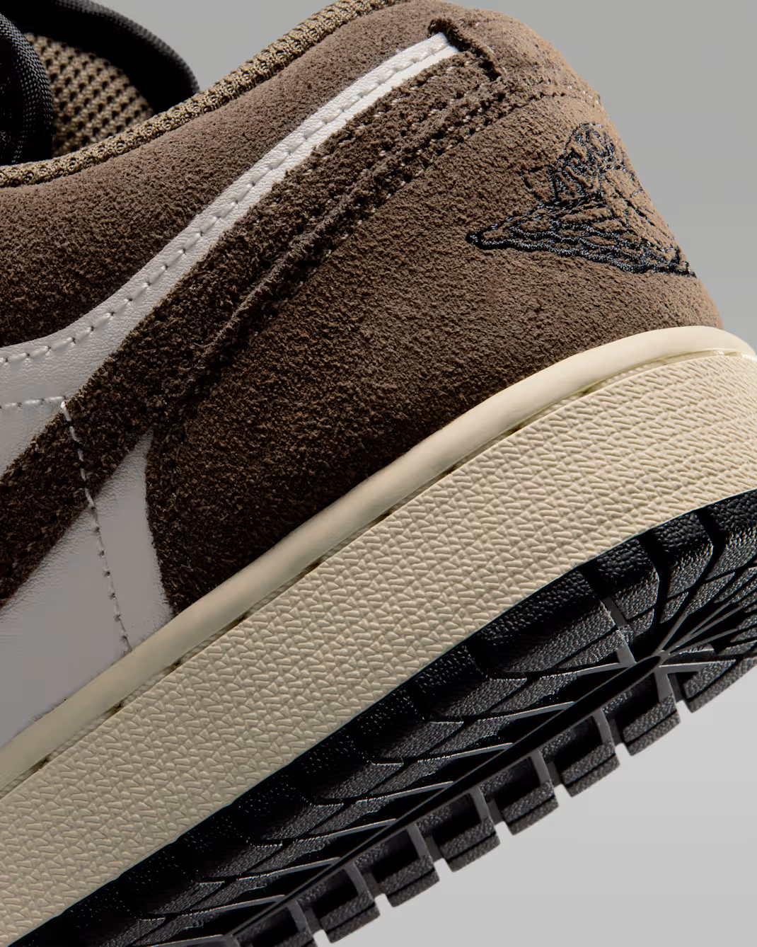 553560-200 Nike GS Air Jordan 1 Low "Palomino/Phantom"