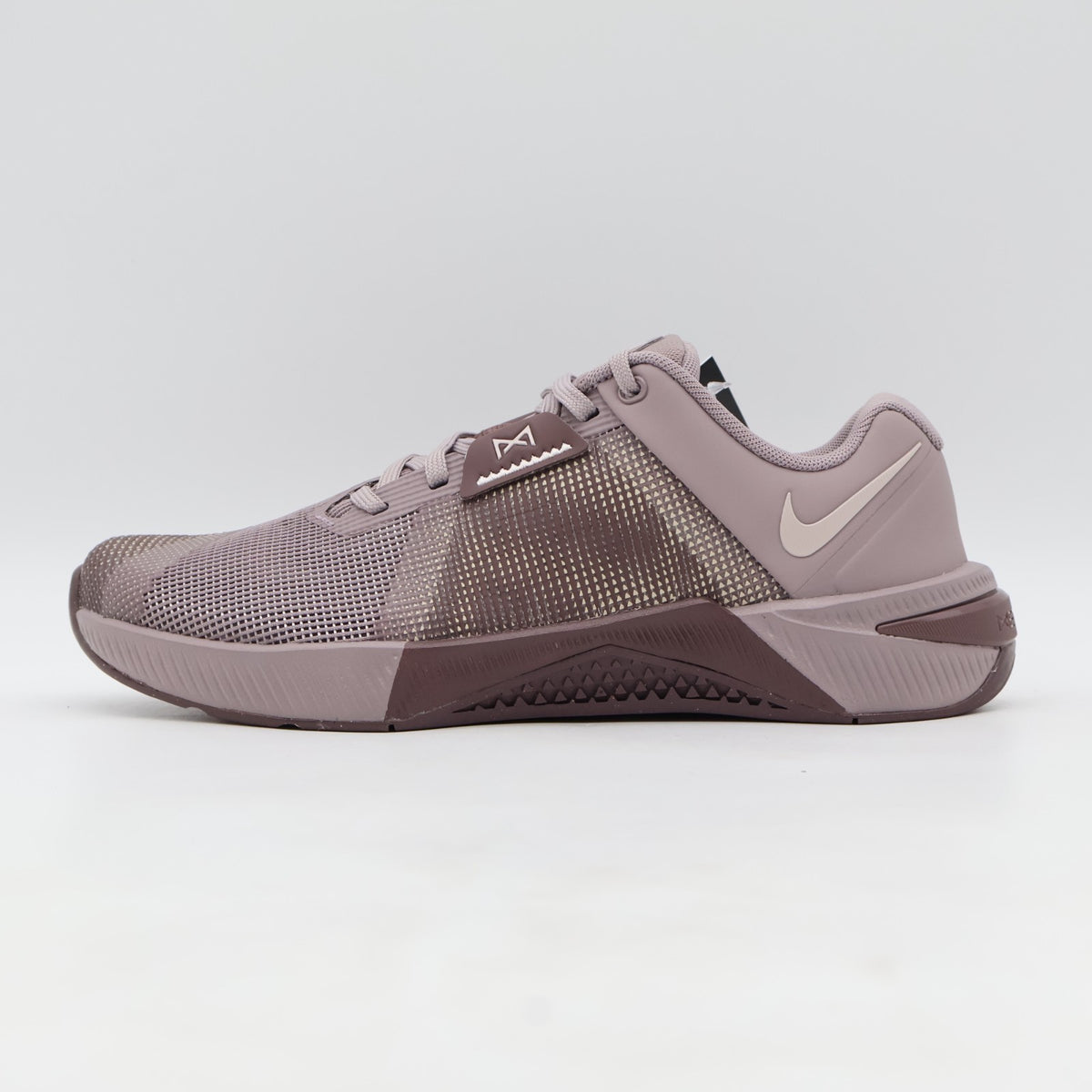 HQ2620-200 Nike Metcon 10 Light Violet Ore Tattoo Silt Red (Women's)