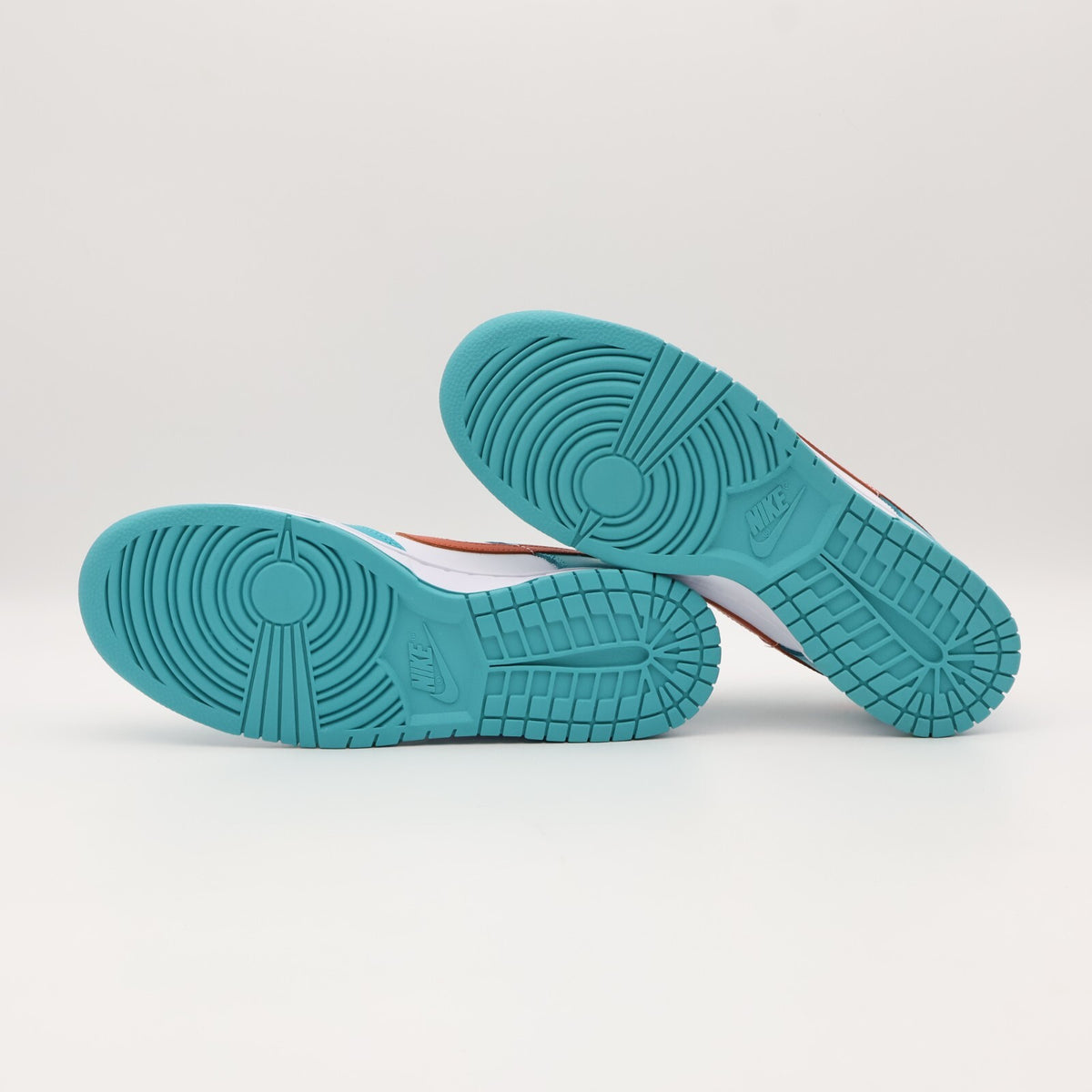 DV0833-102 Nike Dunk Low Miami Dolphins Cosmic Clay Dusty Cactus Green (Men's)