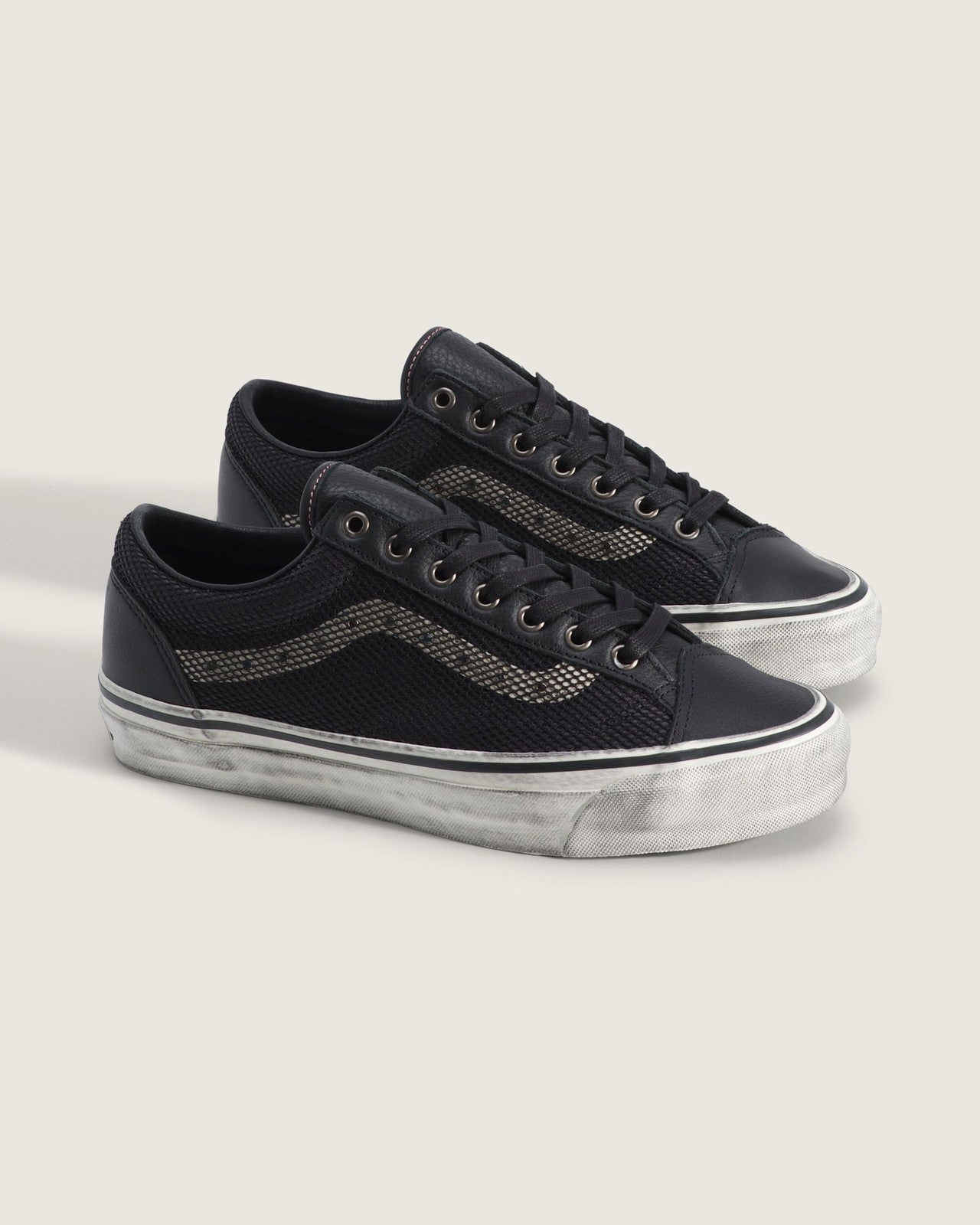 VN000D9RBM8 VN000D9RBM8 Vans Premium Old Skool 36 Combat Black (Men's)