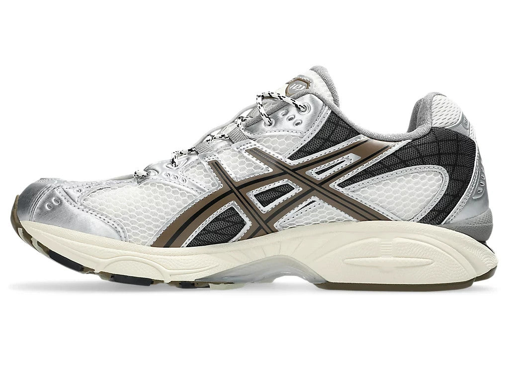 1203A543-107 Asics Gel-Nimbus 10.1  Cream Pure Silver (Men's)