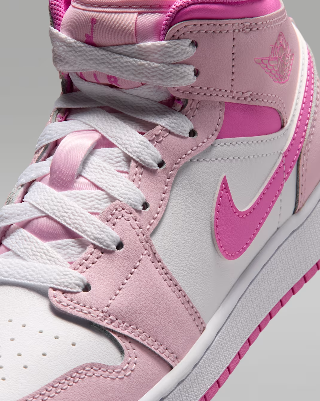 DQ8423-601 Nike GS Air Jordan 1 Mid "Pink Foam/China Rose"