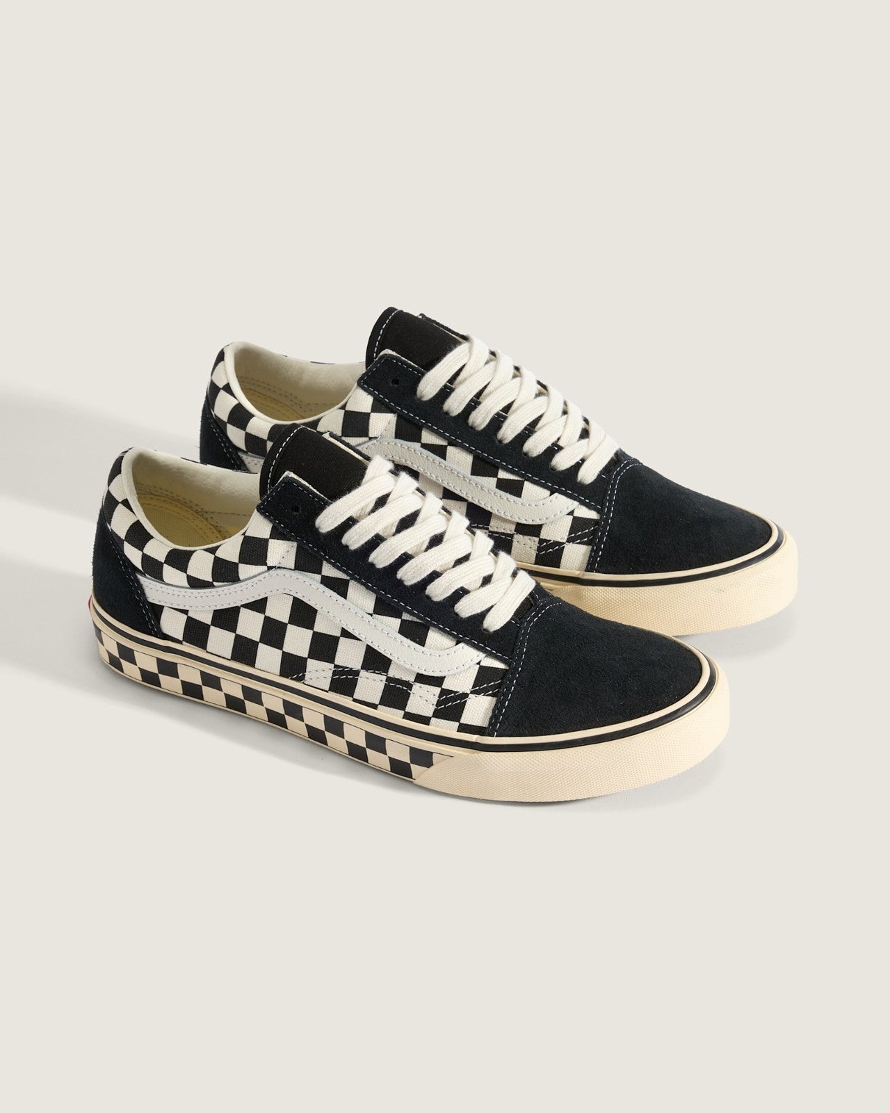 VN000Z901KP Vans Old Skool "Black/Marshmallow" (Men's)