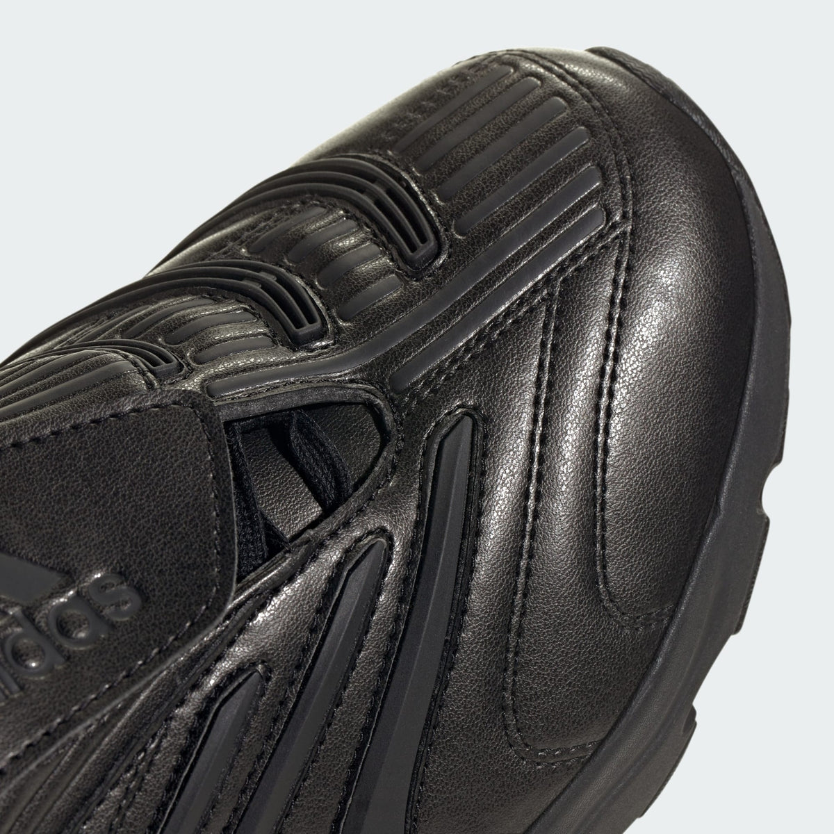 JR5567 adidas Predator Megaride Core Black (Men's)