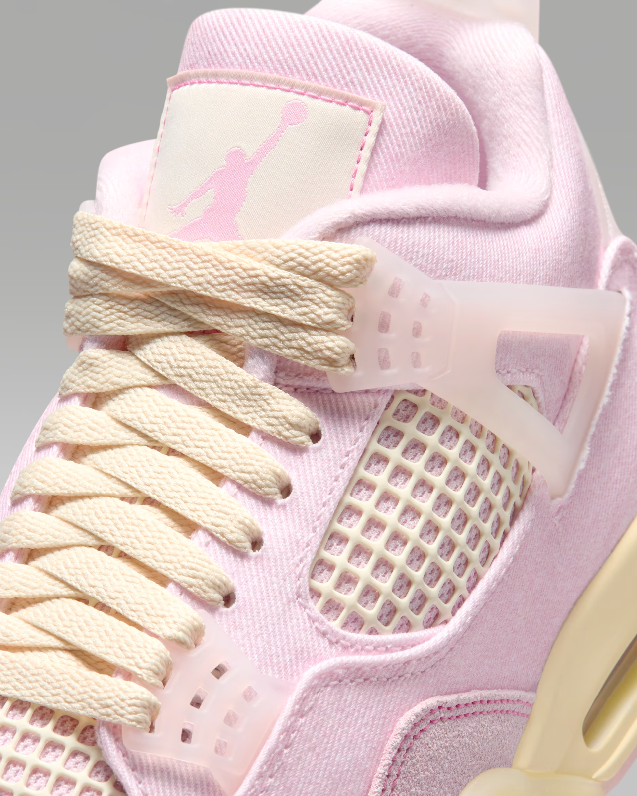 IB6716-600 Nike Air Jordan 4 Retro "Pearl Pink/Iced Carmine" (Women's)