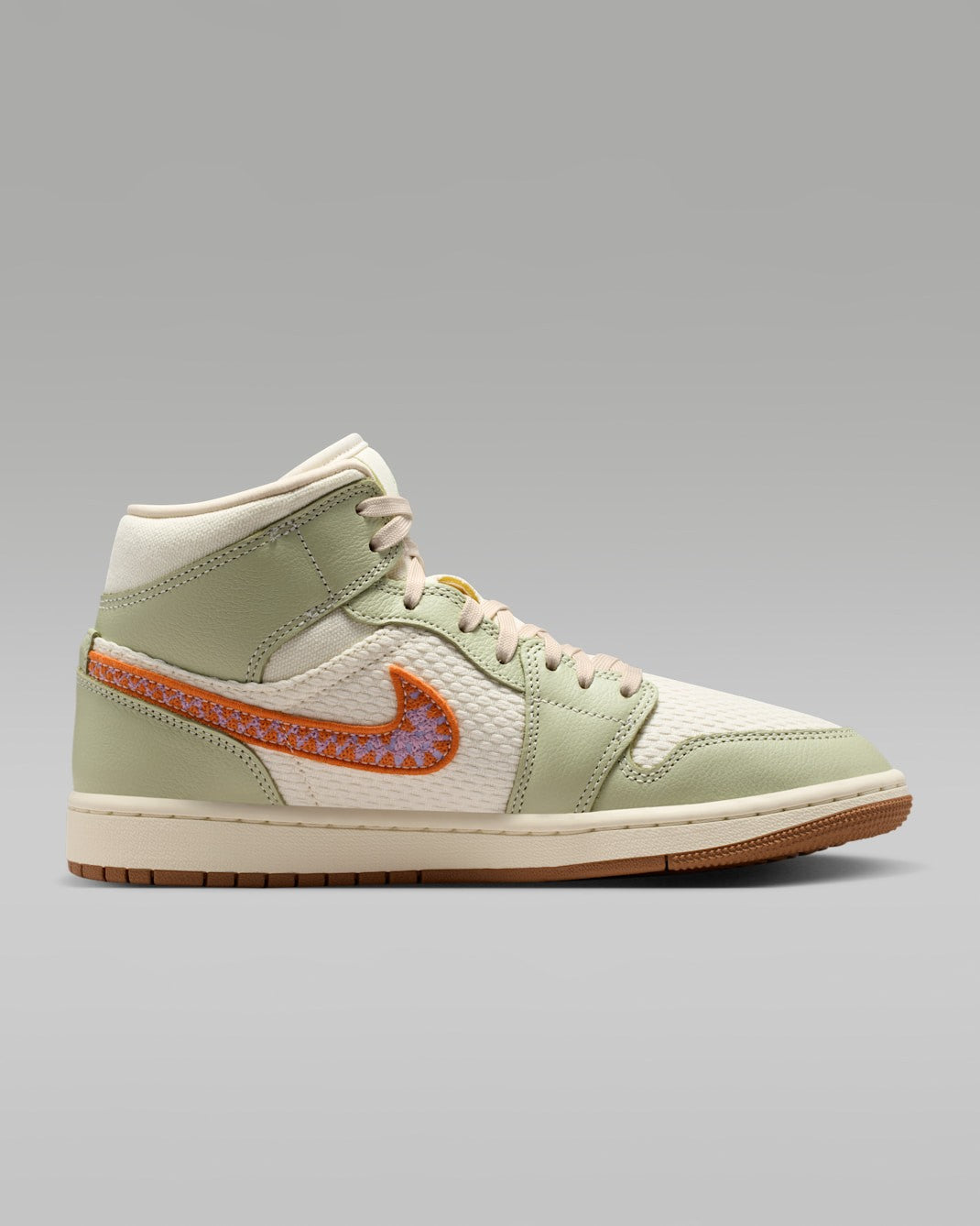 II0570-302 Nike Women's Air Jordan 1 Woven Olive Aura (Women's)