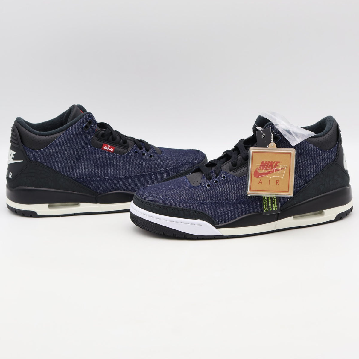 IH7959-400 Leviâs Nike Air Jordan 3 Retro SP Indigo and Gym (LEVI'S Tab) (Men's)