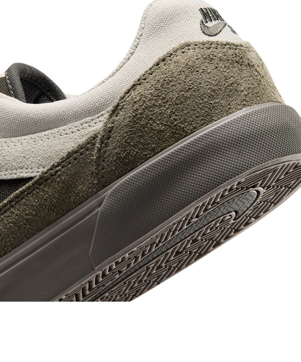 FV6064-013 Nike SB Malor "Light Bone/Light Army" (Men's)