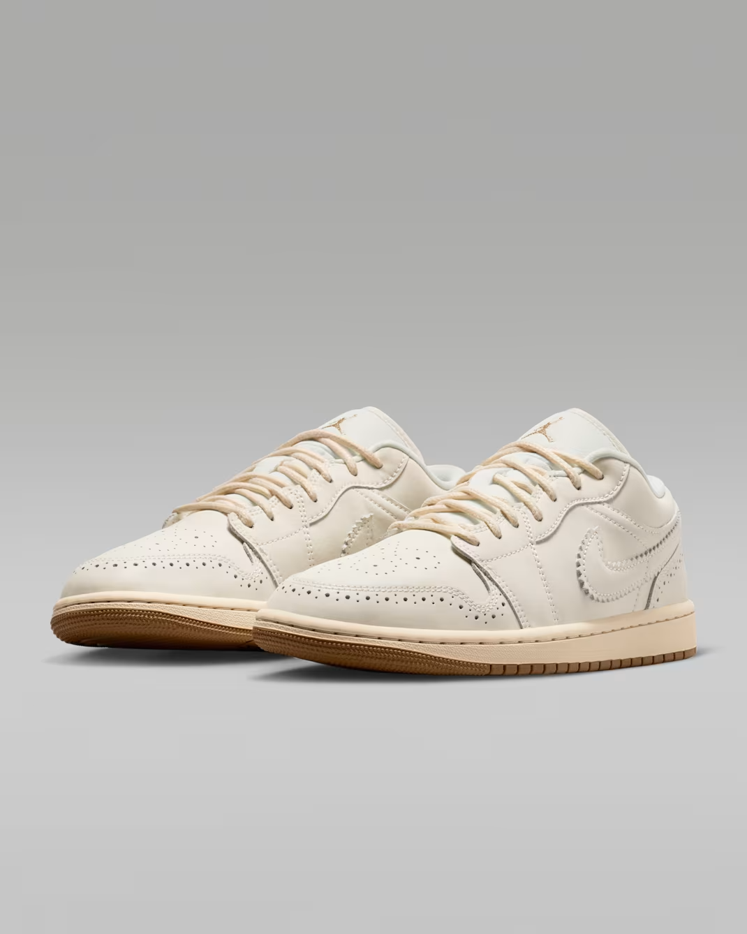 IO0759-100 Nike Air Jordan 1 Low SE "Brogue" (Women's)